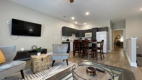 Stylish 2br Townhome With Garage & Modern Flair in Johnson City, USA