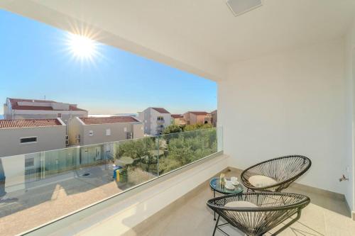 Villa with Private Pool image 9