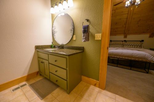 Laurel Mountain Lodge in Butler, USA