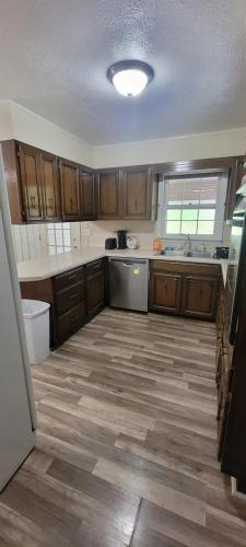 Charming 4br3ba Home In Mobile Community in Kingsport, USA