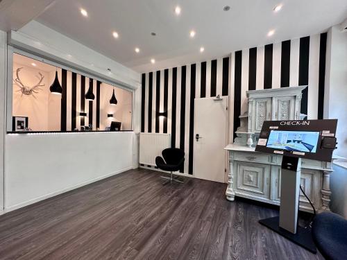 Hotel Alt Deutz City-Messe-Arena KONTAKTLOSER SELF CHECK-IN