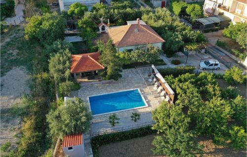 Holiday Home Kastel Kambelovac 11 – khách sạn tại Kastel Kambelovac