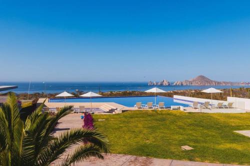 5 Star Condo Bichon - 3rd Floor Arch & Ocean View in Cabo San Lucas, Mexico