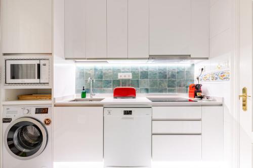 BilbaoBonito 5min Guggenheim I 2Bdrm I EXT I Quiet & Central I Pking, Bilbao (zdjęcie 8)