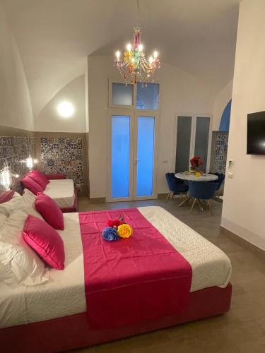 Quadruple Room with Bath image 3