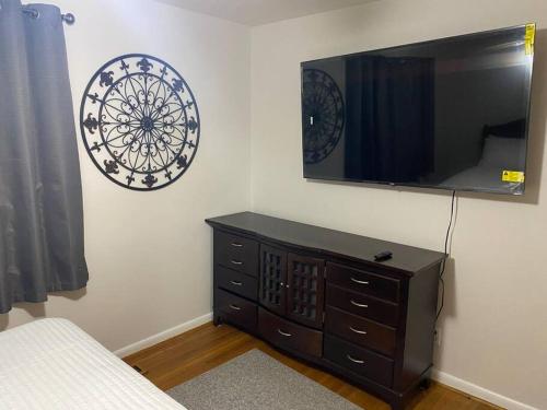 Midtown Hideaway Midtown Hideaway