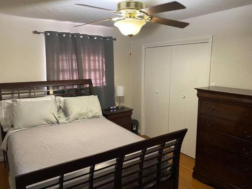 Midtown Hideaway Midtown Hideaway