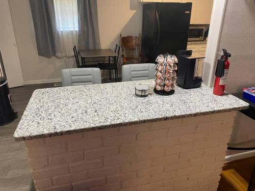 Midtown Hideaway Midtown Hideaway