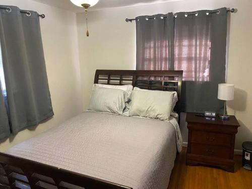 Midtown Hideaway Midtown Hideaway