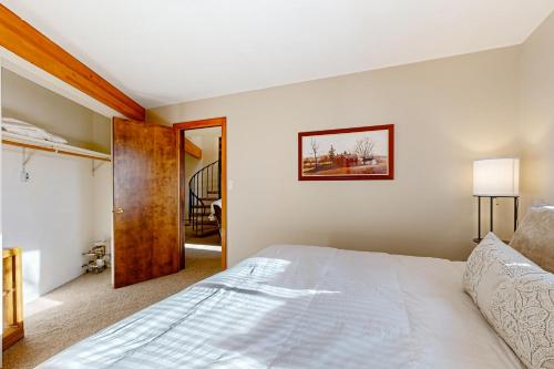 Snowscape Modern Mountain Retreat