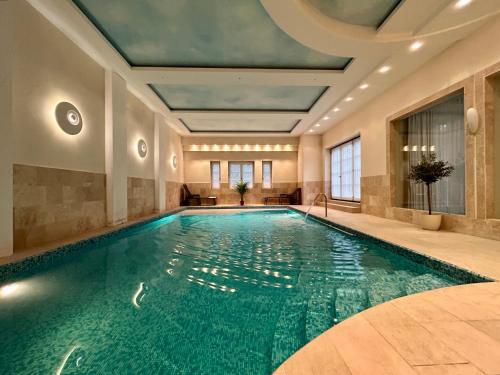 Luxury villa indoor pool Warsaw