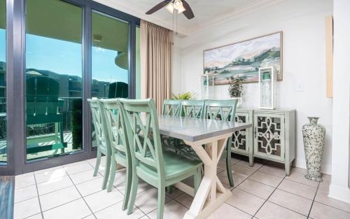 Phoenix on the Bay 1414 condo in Caswell