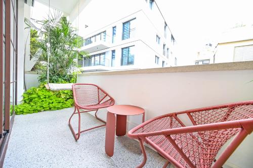 Charming 1BR Dizengoff by HolyGuest - image 5