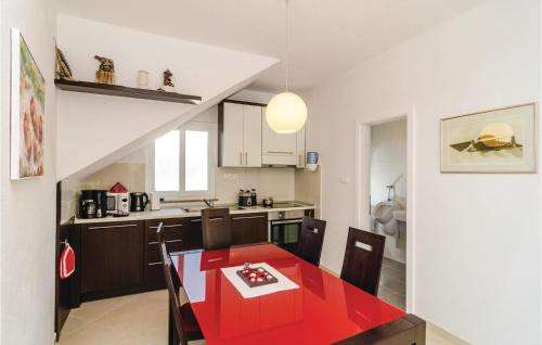virtuve, Two-Bedroom Holiday Home In Opuzen in Opuzen
