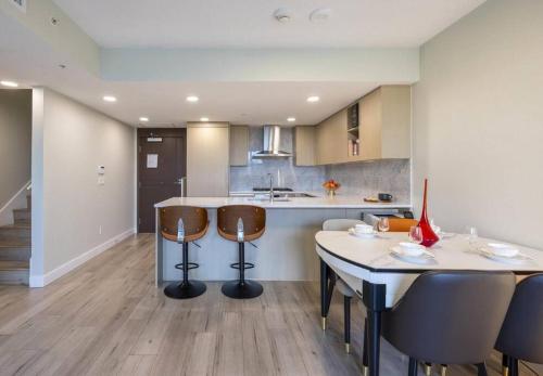 Sunny 2bdrm Apt in Richmond-Monthly rental in Richmond, Canada