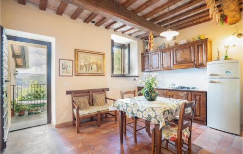 virtuve, Apt Apecchio in Apecchio