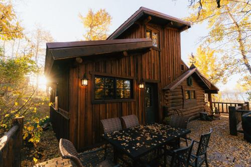 Charming Cabin, 15 Min To Yellowstone, Lake Views