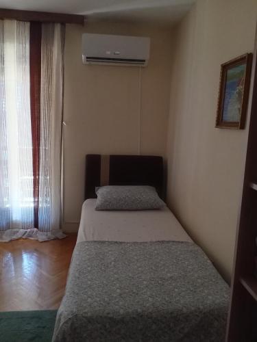 Apartment Baščaršija-parking i klima - image 5