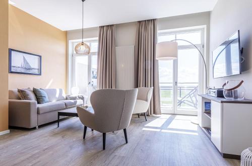 Ostseefeeling - 5 Sterne Ferienwohnung mit Südbalkon in der Seefahrtschule Wustrow, Wustrow