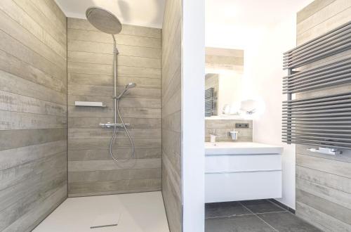 Seebadperle - 5 Sterne Ferienwohnung - Exklusives Ambiente zwischen Ostsee und Bodden, Wustrow (foto 9)