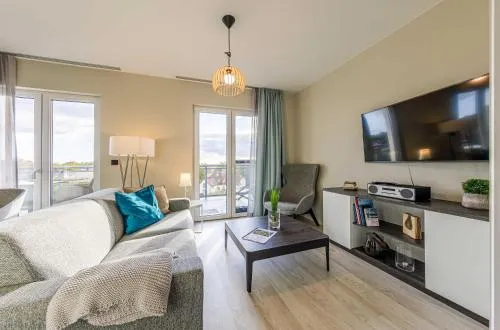 Sommerperle - 5-Sterne Ferienwohnung im Strandhaus-Stil mit Wellnessbereich und Ostseeblick in Wustrow, Deutschland