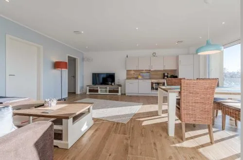 Wasserlilie - Stilvolle Ferienwohnung mit Balkon und herzlich willkommenen Vierbeinern in Malchow, Deutschland