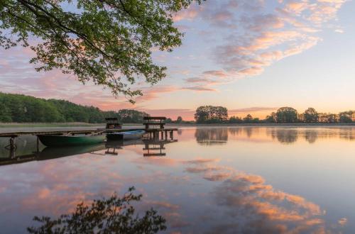 Apkārtne, Schwan - Ferienwohnung am Loppiner See mit Terrasse und Sauna in Jabel