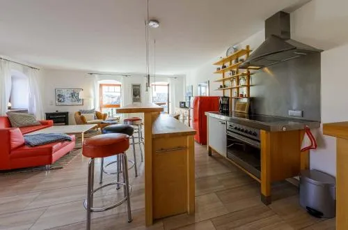 Hafenloge - helle Ferienwohnung mit fantastischen Blick auf den Warener Hafen und die Binnenmüritz in Waren Müritz, Deutschland