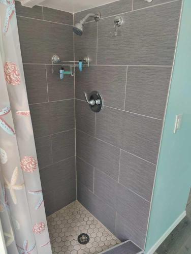 Unique Houseboat Rental Unique Houseboat Rental