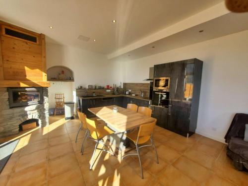 Location Paradiski San Bernardo near Filature Arpin