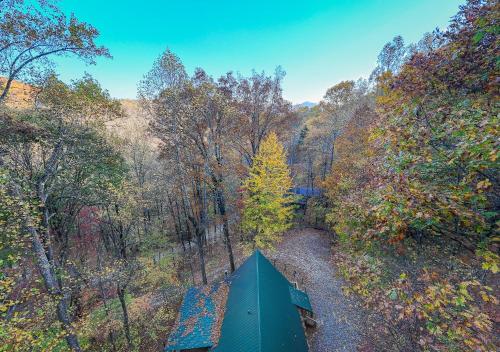 Treetops Retreat Treetops Retreat