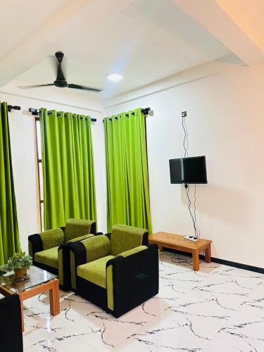 Two-Bedroom Villa image 7