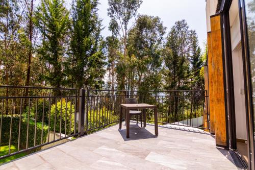 Arezzo Forest View in Cumbaya