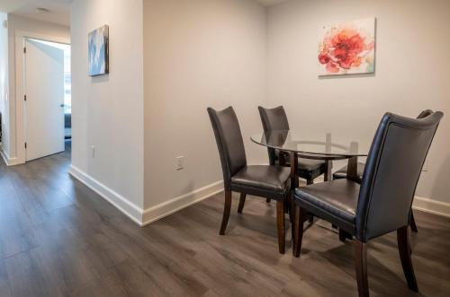 Modern Apt Close to Downtown - ASW-8T Modern Apt Close to Downtown - ASW-8T