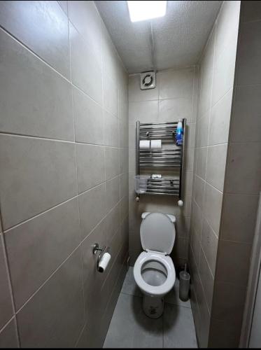 Plaistow comfort- single room, London (photo 9)