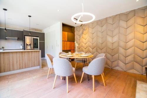 Arezzo Forest View in Cumbaya