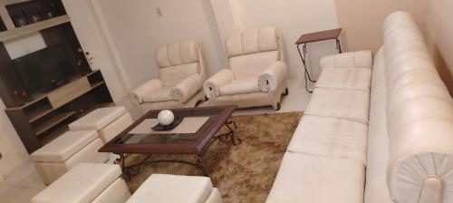 Asuncion Hostal Deluxe Py in Villa Elisa