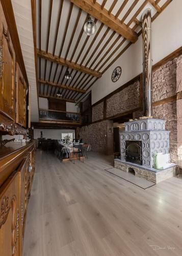 Bankett-terem, Aux draps de foin in Raon Aux Bois