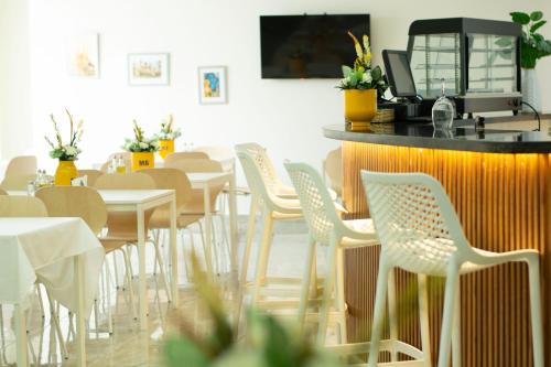 Restaurant, Hotel Dominican Barcelona in San Juan de la Maguana