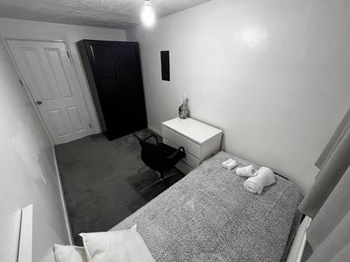 Plaistow comfort- single room, London (photo 2)