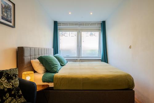 Suite with private bathroom near Vondelpark, Amsterdam (photo 5)