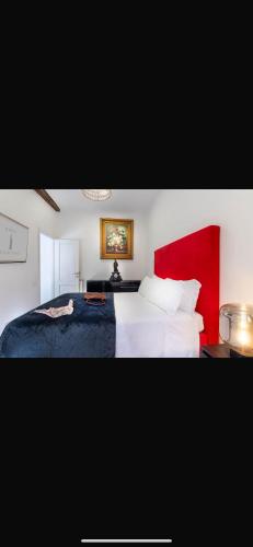 Daphne Boutique B&B - image 11