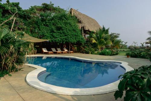 Rodyti, NAIA - Miravalle in Sonsonate