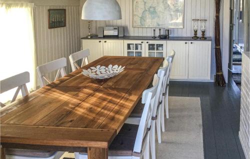  3 Bedroom Awesome Home In Strandby in Strandby