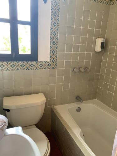 Standard Double Room image 1