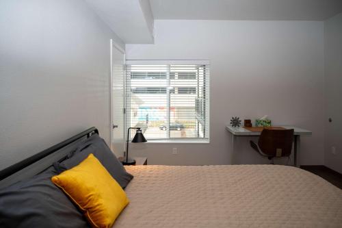 2 Bedroom 2 Bathroom New Apartment Close To Mayo! in Rochester, USA