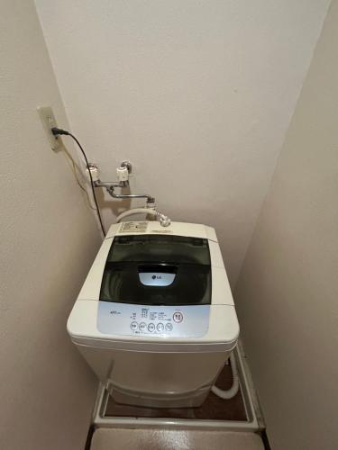 彦根びわこホテル裏のマンション 一室貸し切り50台無料駐車場付き台所あり自転車貸出可 BbQ可 ペット同伴可