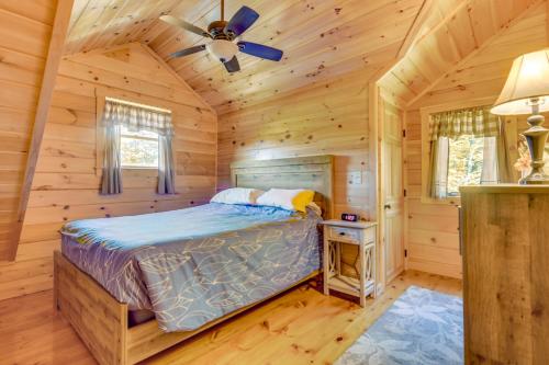 Scenic Franconia Cabin about 6 Mi to Cannon Mountain! Scenic Franconia Cabin about 6 Mi to Cannon Mountain!