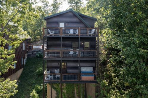 The Woodsy Rest cabin in Sevierville, USA
