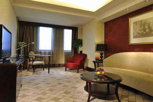 Comfort Suite image 2